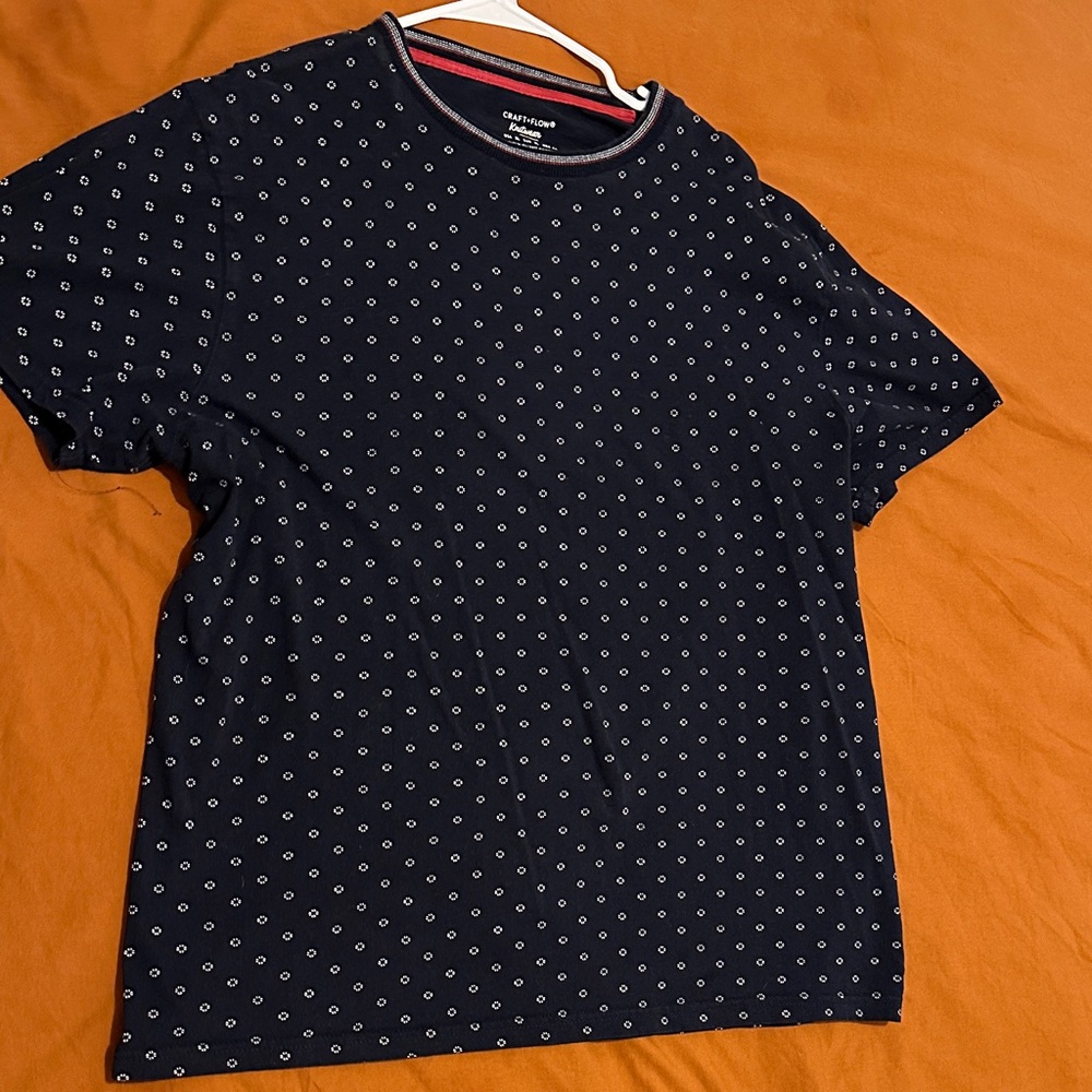Navy Blue Short Sleeve Tee with Pattern